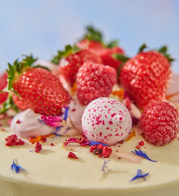 Eton Mess Cake