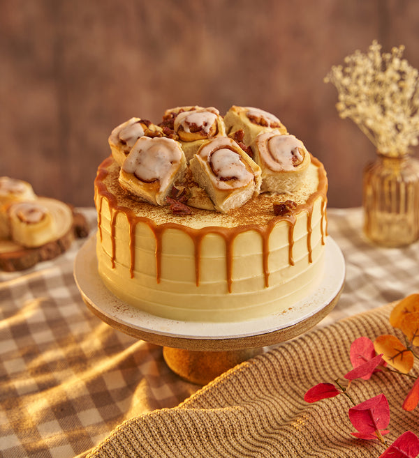 Cinnamon Bun Cake