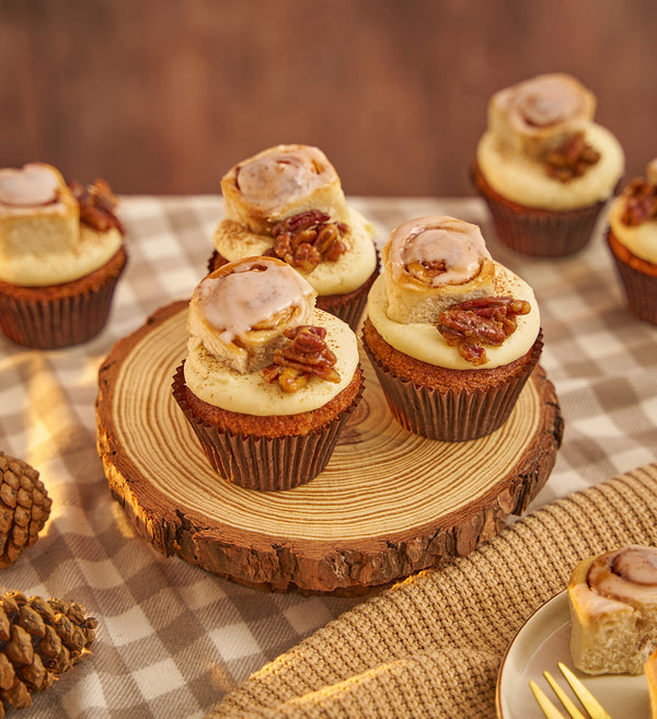 Cinnamon Bun Cupcake Box