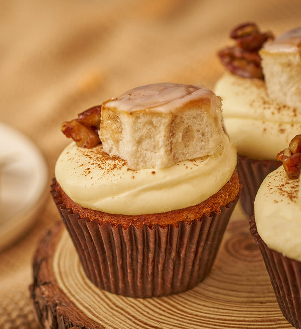 Cinnamon Bun Cupcake Box