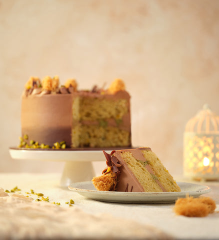 Chocolate Pistachio Kunafa Cake