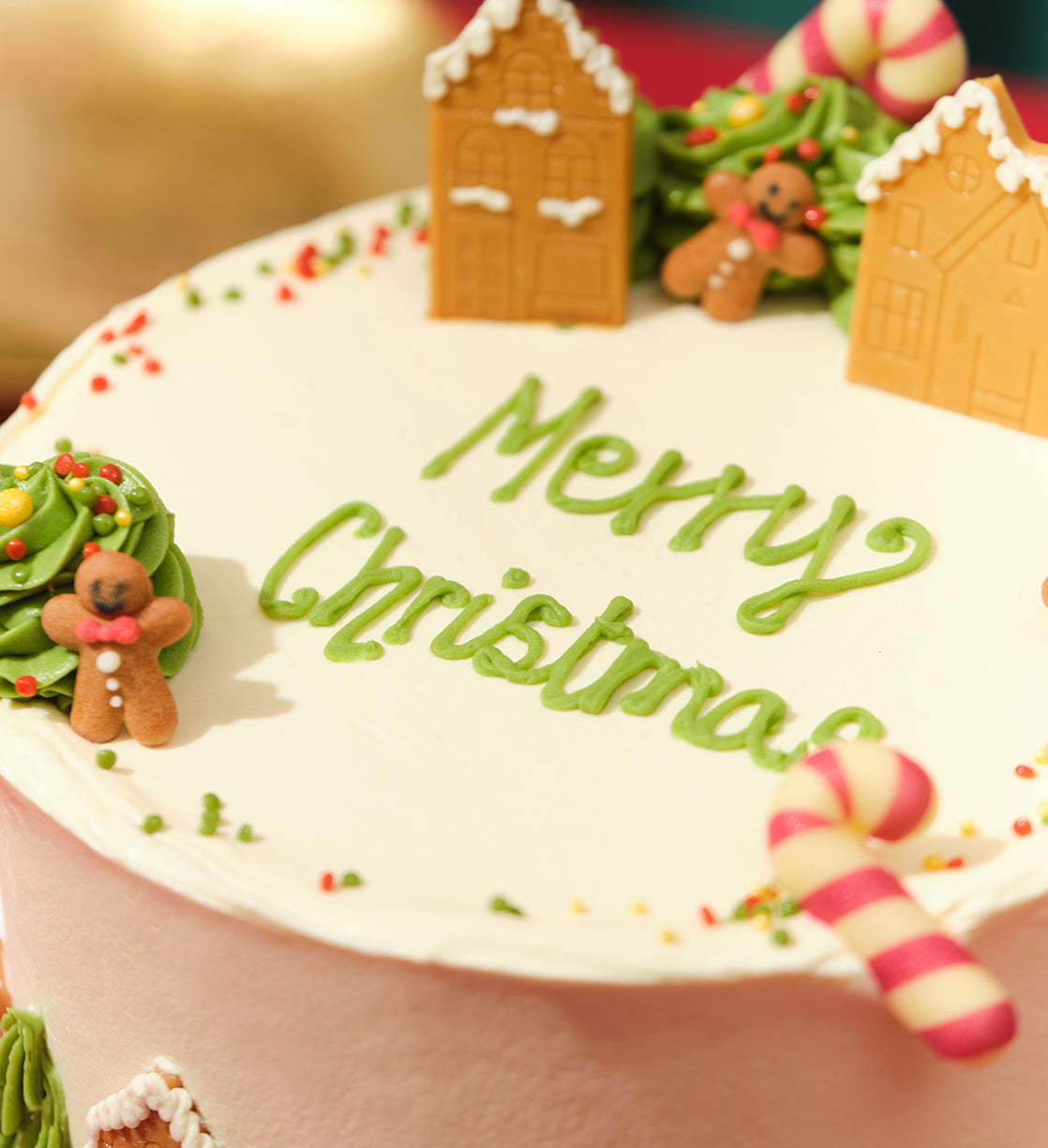 Christmas Gingerbread House Cake