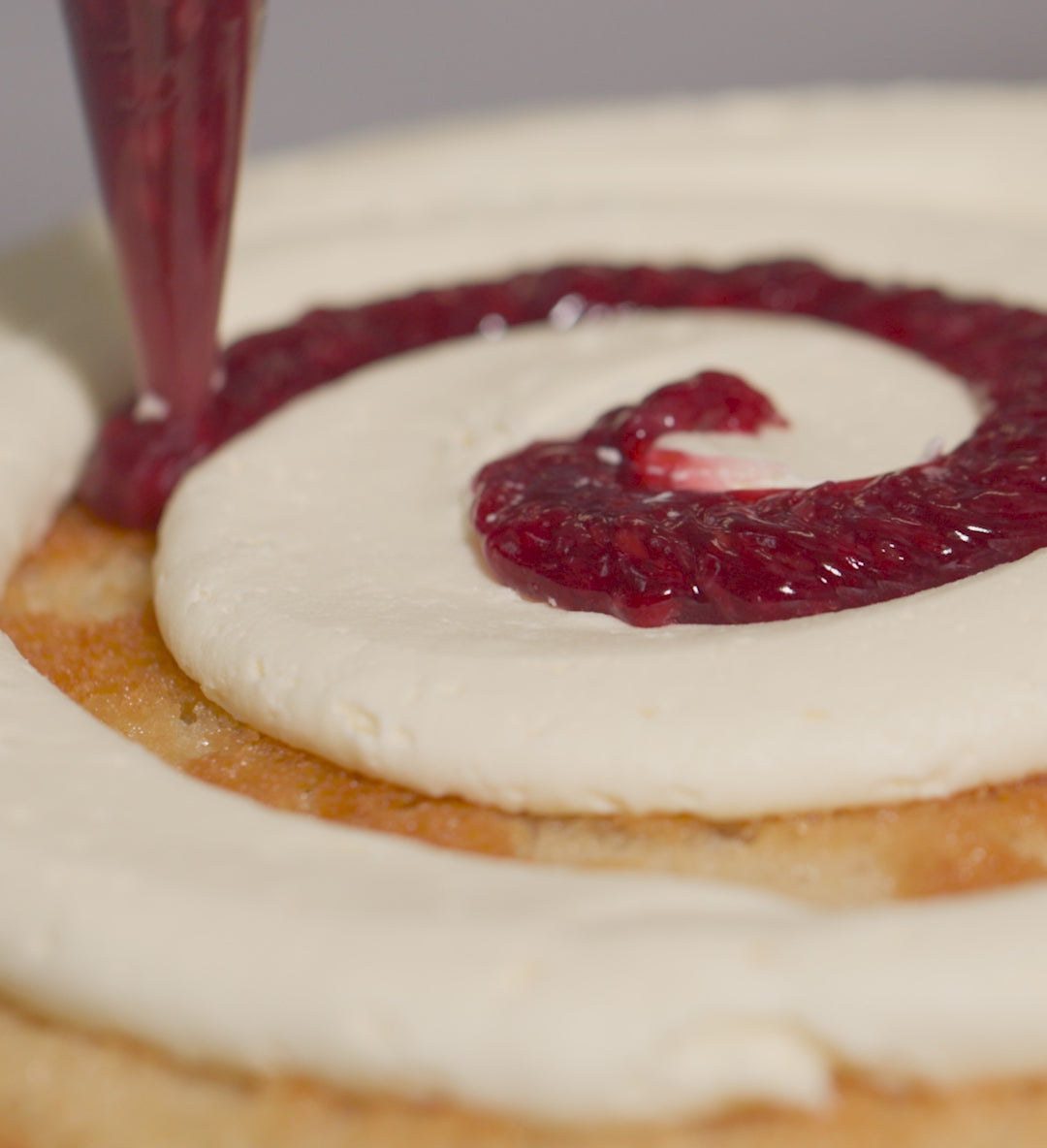 Llama Animal Face Cake